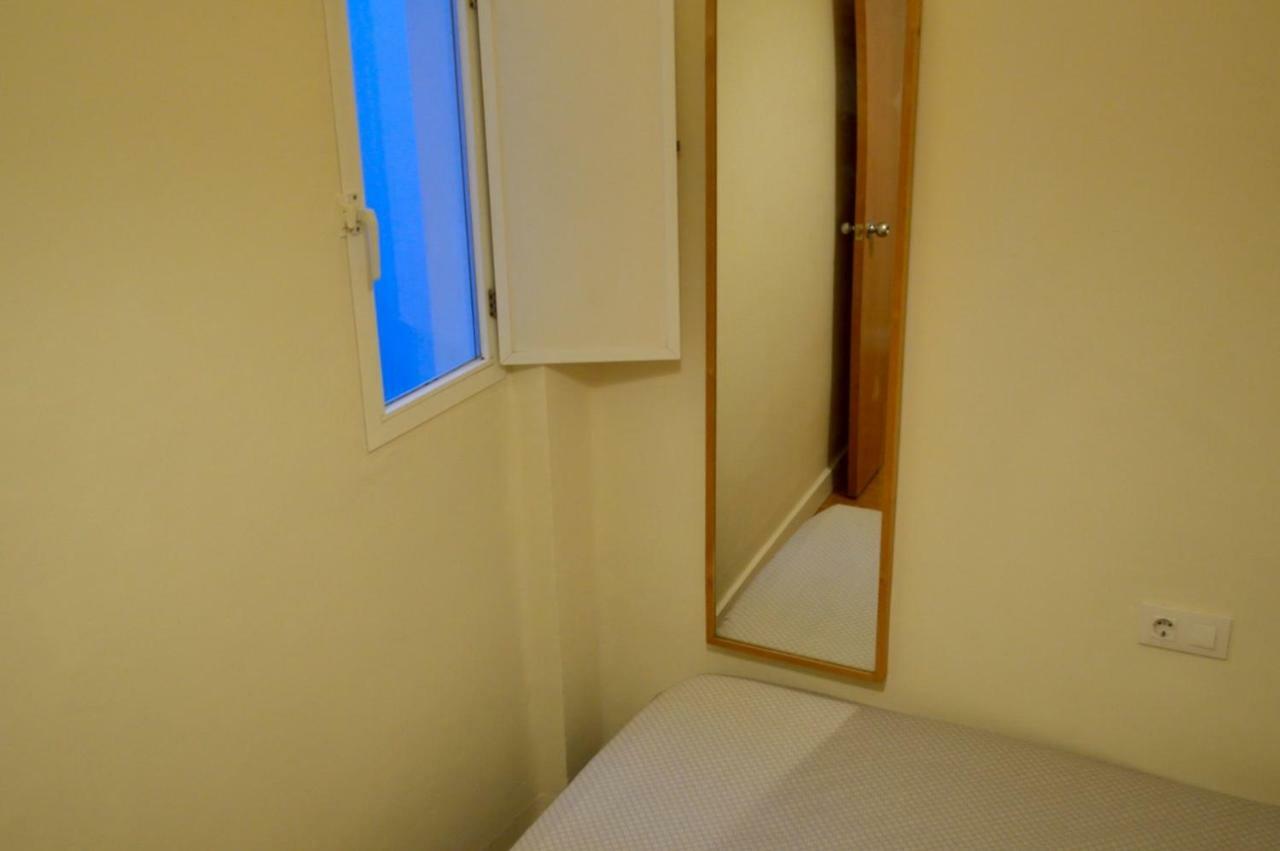 Peris Mencheta Apartment Seville Exterior photo